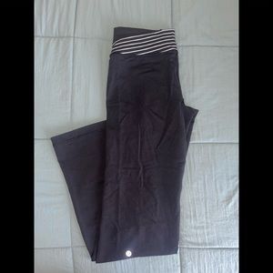 lululemon groove patterned waist band flare pants